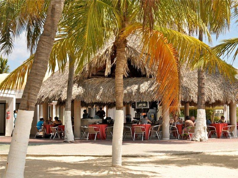 Holiday Beach Resort And Casino Willemstad Exterior foto